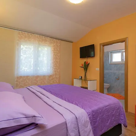 Διαμέρισμα Three-bedroom In Kresevo