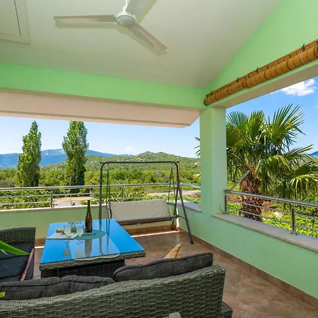 Three-bedroom In * Kresevo
