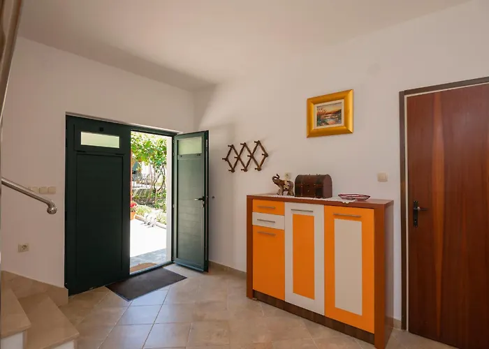 شقة Three-bedroom In Kresevo