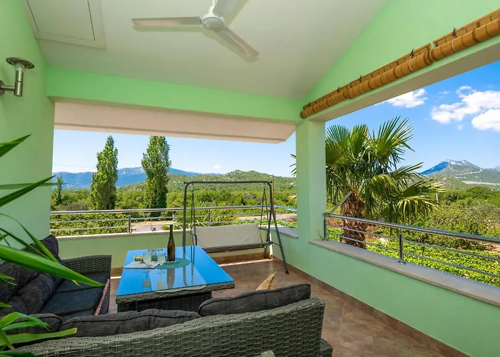 Three-bedroom In * Kresevo